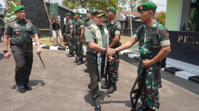 Kunjungi Prajuritnya di Purbalingga, Danrem Wijayakusuma Ingatkan Netralitas TNI