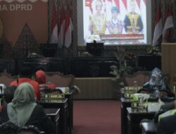 Rapat Paripurna DPRD Kabupaten Kendal Mendengarkan Pidato Kenegaraan Presiden RI