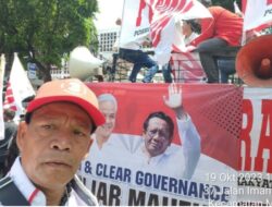 Ketua Umum JPM Bersama Relawan Bravo 28 Kawal Pendaftaran Ganjar dan Mahfud MD di KPU RI