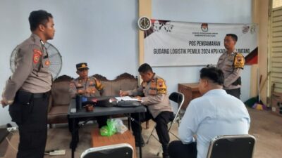 Wakapolres Batang Cek Gudang Logistik KPU dalam Rangka Operasi Mantap Brata Candi